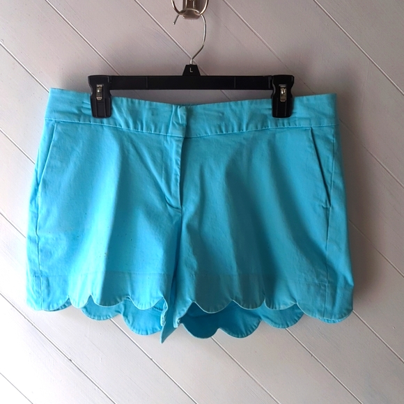 Crown and Ivy Women's Shelby Shorts Scalloped edge. Turquoise color. Size 12 - Picture 1 of 7